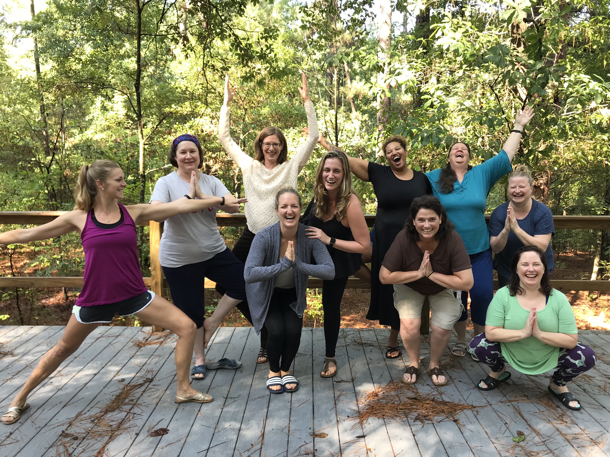 5 Steps to Take a Digital Detox and Find Joy Retreat In the Pines
